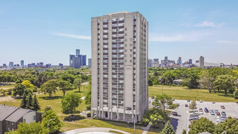 Regency Towers & Place Apartments