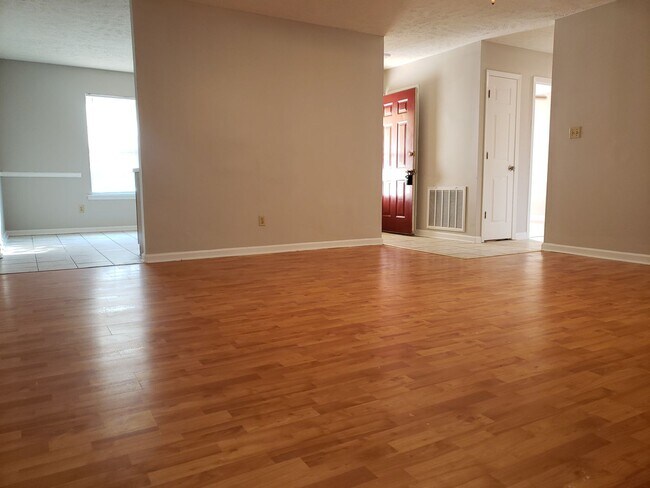 86 Springtime Cove in Jackson, TN - Building Photo - Building Photo