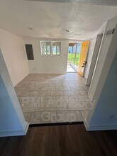 1409 NE Sardou Ave in Topeka, KS - Building Photo - Building Photo