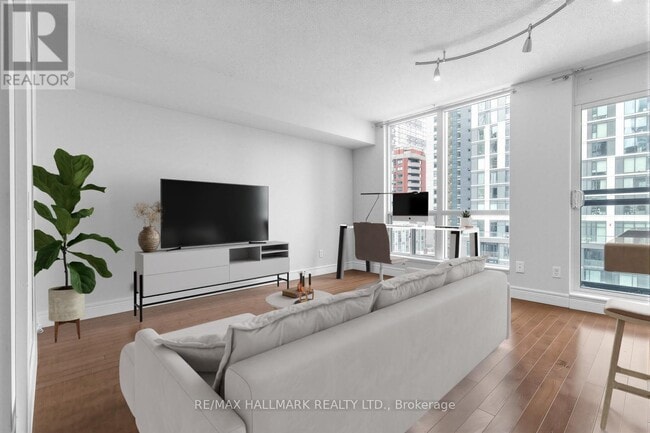 property at 75 Dalhousie St