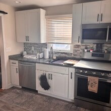 466 Windsor Dr in Bellmawr, NJ - Building Photo - Building Photo