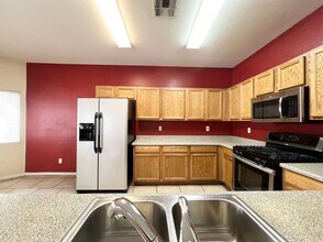 5997 Aimless St in Henderson, NV - Building Photo - Building Photo