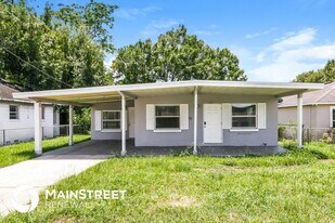 314 Sears Ave NE in Winter Haven, FL - Building Photo