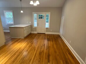 803 Edmund St in Raleigh, NC - Building Photo - Building Photo