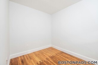 49 Worthington St, Unit 11 in Boston, MA - Building Photo - Building Photo