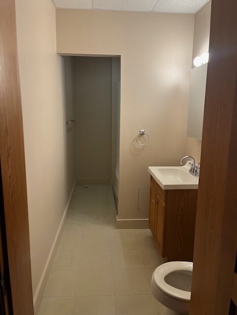 25 High St, Unit Third floor right in Chicopee, MA - Building Photo - Building Photo