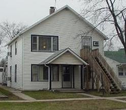 205 S Main St in Grant Park, IL - Building Photo