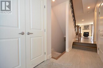 331 Proud Walk in Ottawa, ON - Building Photo - Building Photo