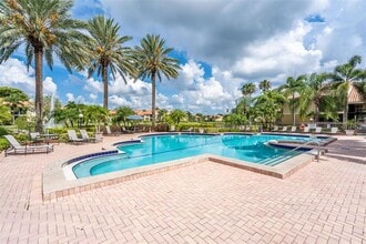 1255 SW 46th Ave, Unit 1711 in Pompano Beach, FL - Foto de edificio - Building Photo
