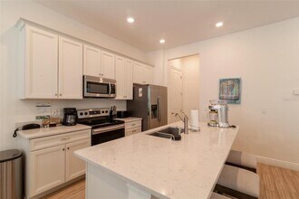 8020 Lost Shaker Ln in Kissimmee, FL - Building Photo - Building Photo