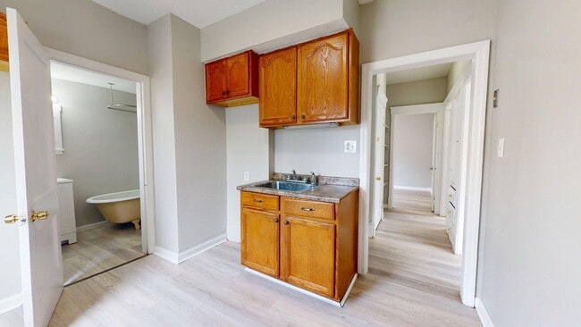 property at 3816 W 36th St