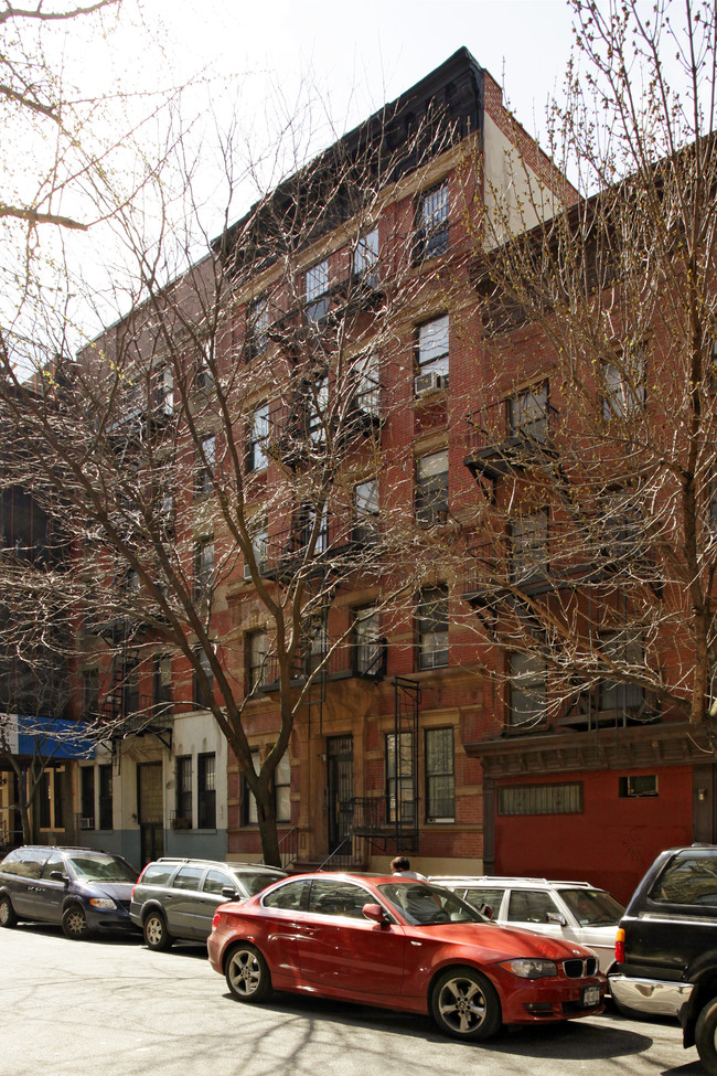 626 E ninth St in New York, NY - Building Photo - Building Photo