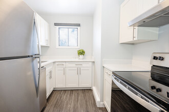 812 Allegheny Dr in Winnipeg, MB - Building Photo - Building Photo