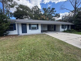4883 N Pine Hills Rd in Orlando, FL - Building Photo