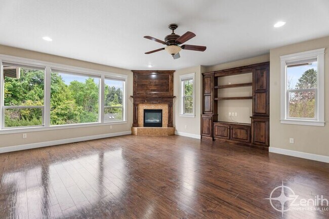 property at 3515 SE 142nd Ct