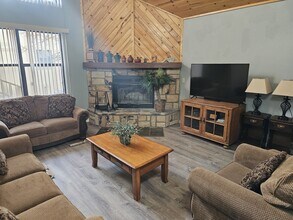 214 Metz Dr in Ruidoso, NM - Building Photo - Building Photo