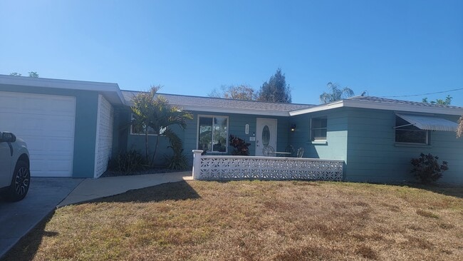 property at 125 Cambridge Dr NW