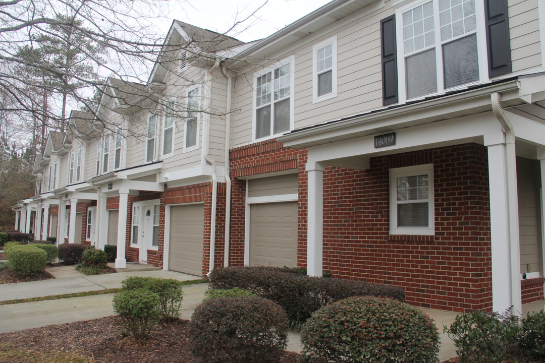 14069 Castle Abbey Ln, Unit 311 in Charlotte, NC - Building Photo