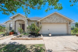 9407 Dora Meadows Dr in Sugar Land, TX - Building Photo