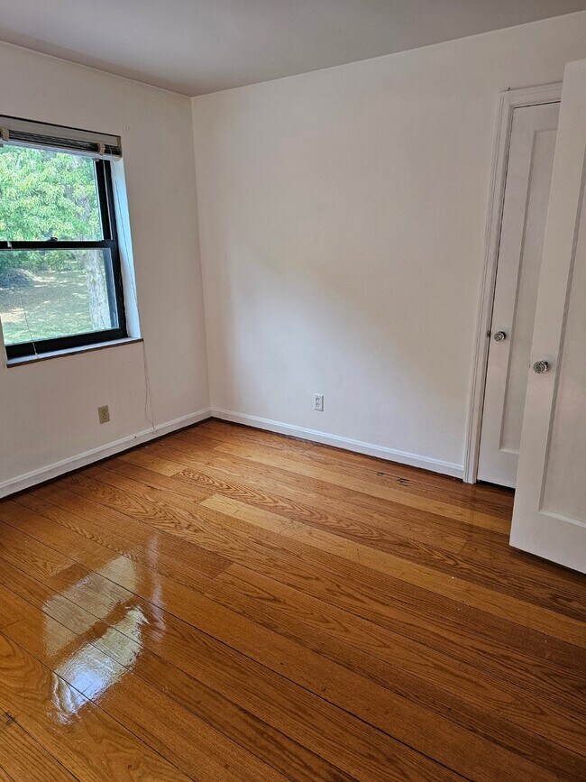 3941 Millsbrae Ave, Unit A in Cincinnati, OH - Building Photo - Building Photo