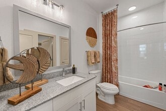 Alta Landing in Kennedale, TX - Foto de edificio - Building Photo