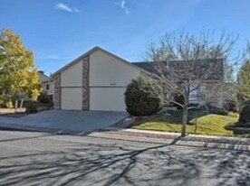 6705 Sleeping Giant Dr in Colorado Springs, CO - Building Photo