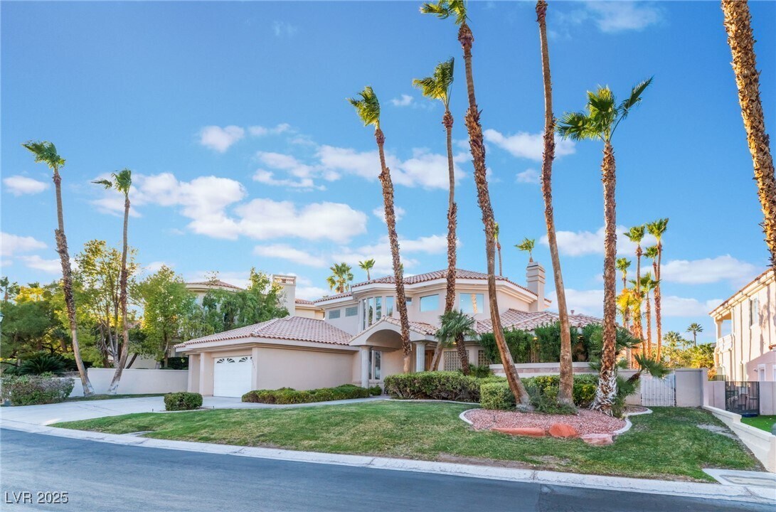 2221 Glenbrook Way in Las Vegas, NV - Building Photo
