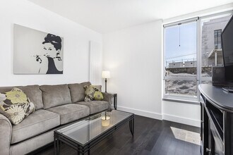 142 Hermann St in San Francisco, CA - Building Photo - Building Photo
