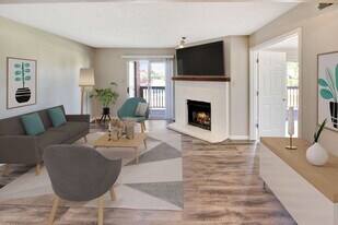 121 Shirley Ridge Dr in St. Charles, MO - Building Photo