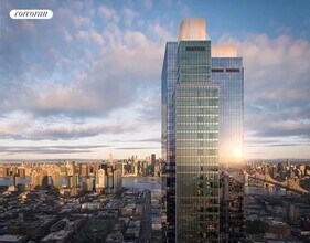 3 Ct Square W in Queens, NY - Foto de edificio - Building Photo