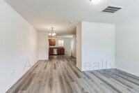 4912 Potter Rd photo'