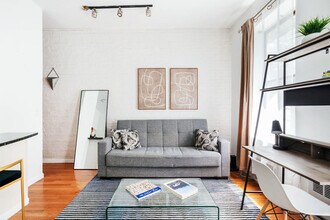 240 E 26th St in New York, NY - Building Photo - Building Photo