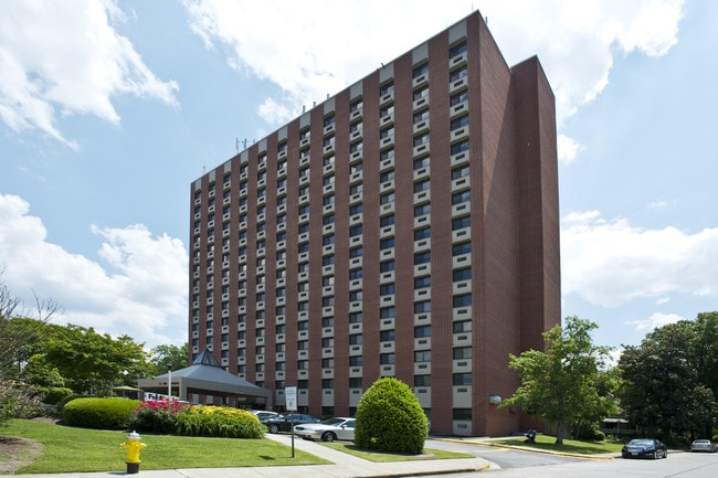 St Paul Apartments in Macon, GA - Foto de edificio - Building Photo