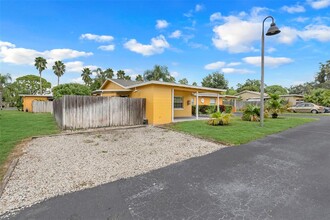 3172 S Bumby Ave in Orlando, FL - Building Photo - Building Photo