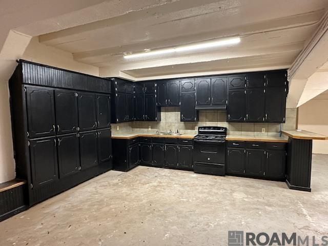 property at 659 W Main St