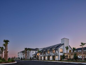 The Kelly at 23rd Luxury Apartments in Panama City, FL - Building Photo - Building Photo