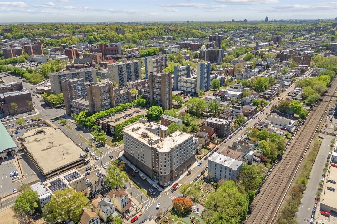 56 Prospect St in Yonkers, NY - Foto de edificio