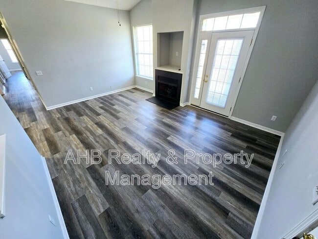 property at 3009 Winston Dr