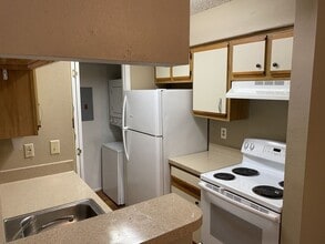 232 Afton Square in Altamonte Springs, FL - Building Photo - Building Photo