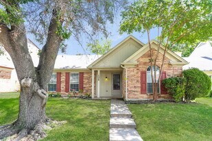 1526 Chapman St in Cedar Hill, TX - Building Photo