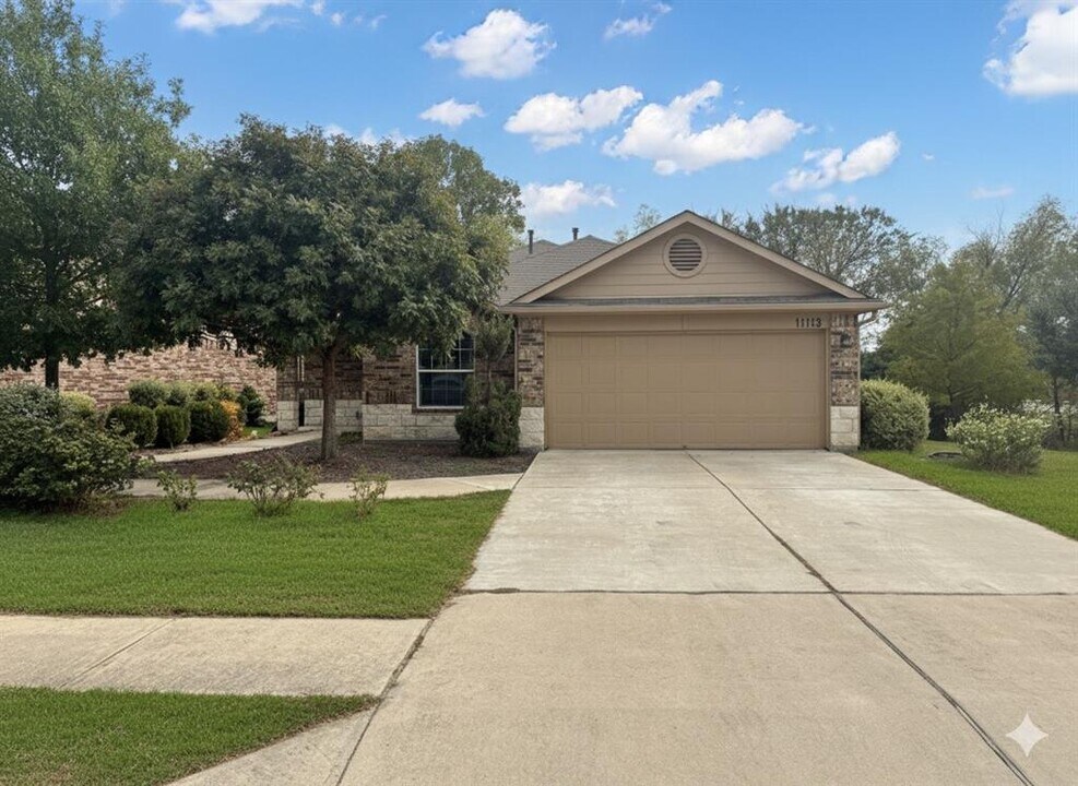 11113 Bachman Dr in Austin, TX - Building Photo