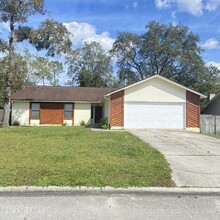 12957 S Treeway Ct in Jacksonville, FL - Building Photo - Building Photo