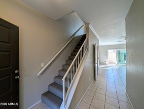 4114 E Union Hills Dr in Phoenix, AZ - Foto de edificio - Building Photo