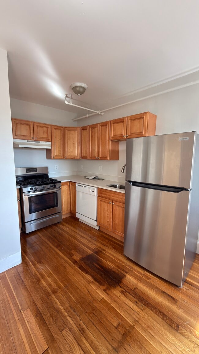 1619 Commonwealth Ave, Unit 11