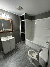 35 5th Ave NE in Titonka, IA - Building Photo - Building Photo