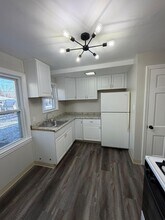 4935 Edsal Dr in Lyndhurst, OH - Building Photo - Building Photo