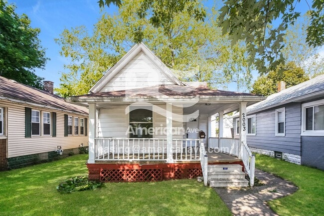 property at 2003 S Taylor St