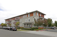 Arroyo Point in Santa Rosa, CA - Foto de edificio - Building Photo