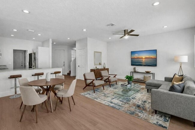 property at 4945 Fulton St