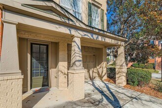 6414 Queens Court Trace in Mableton, GA - Building Photo - Building Photo